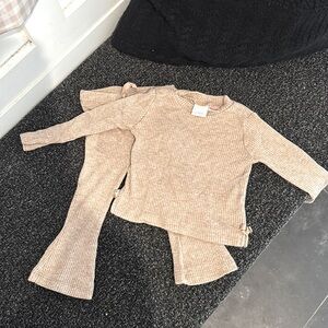 Zara Shimmer Set Long Sleeve Top Na Matching leggings with flare